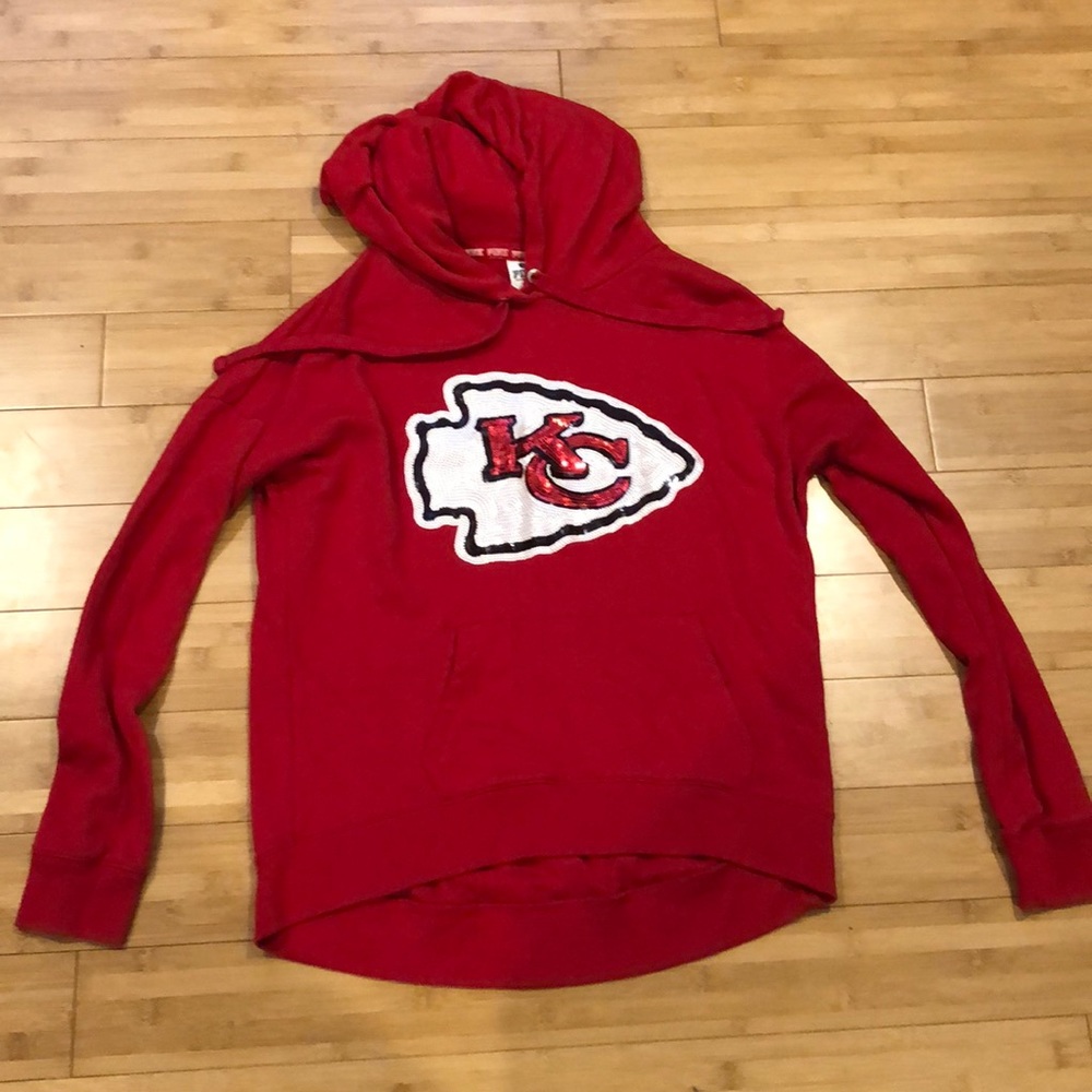 VS Kansas City Chiefs Hoodie sz small!